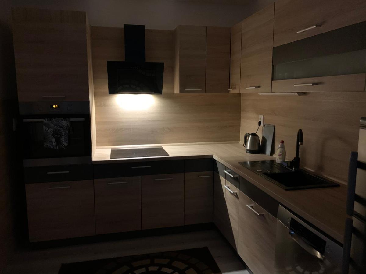 Apartmanovy Dom Magda ヴルボフ エクステリア 写真